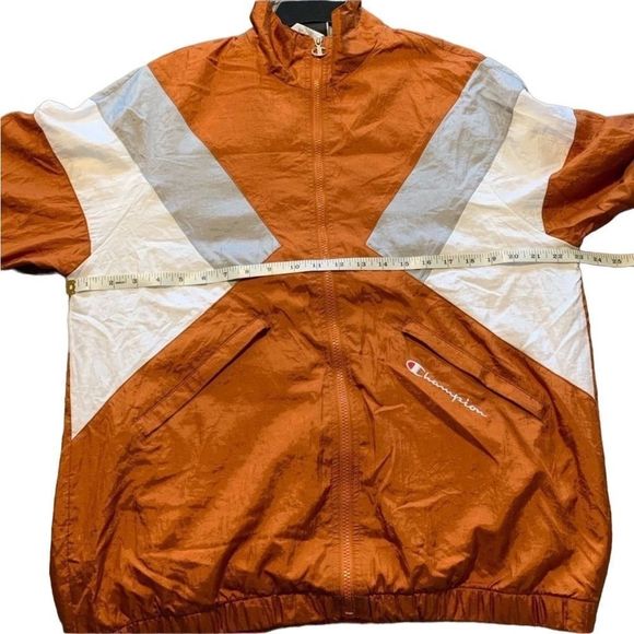 Champion lightweight jacket windbreaker - Picture 9 of 11